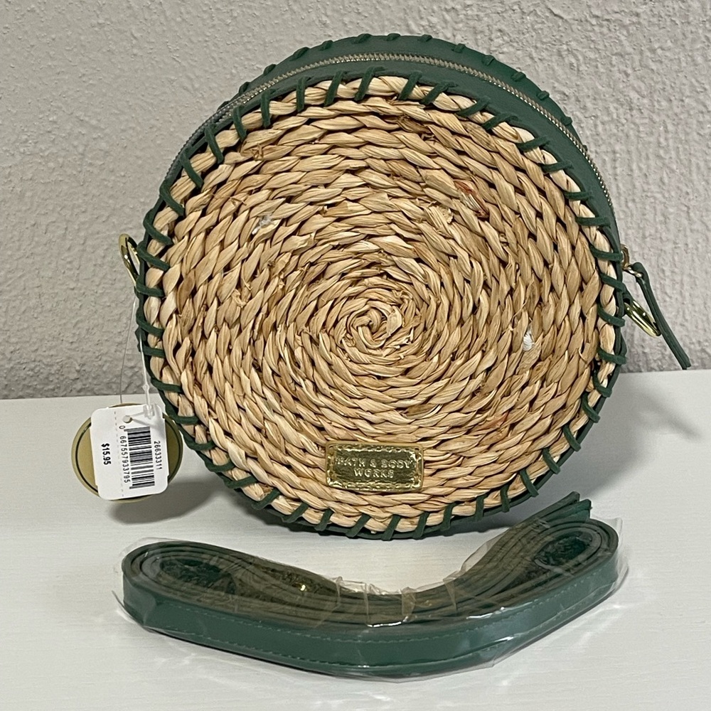Bath & Body Works NEW with Tags Round Woven Crossbody Purse